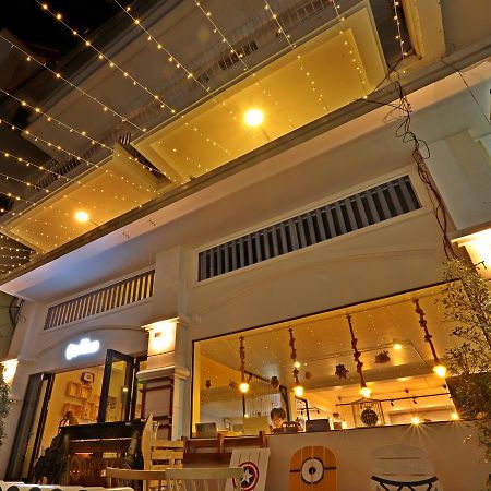 Oops Hostel Siem Reap Exterior foto